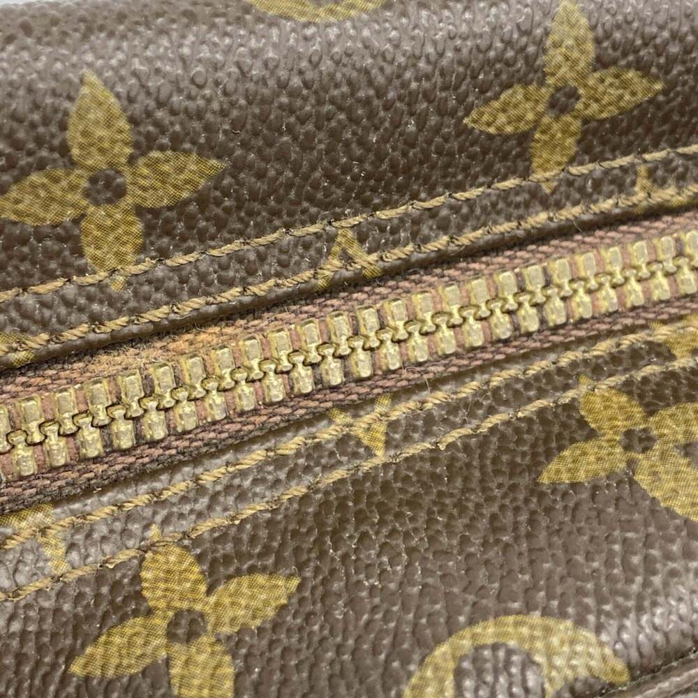 LOUIS VUITTON Brown Monogram Pouch - Picture 7 of 10